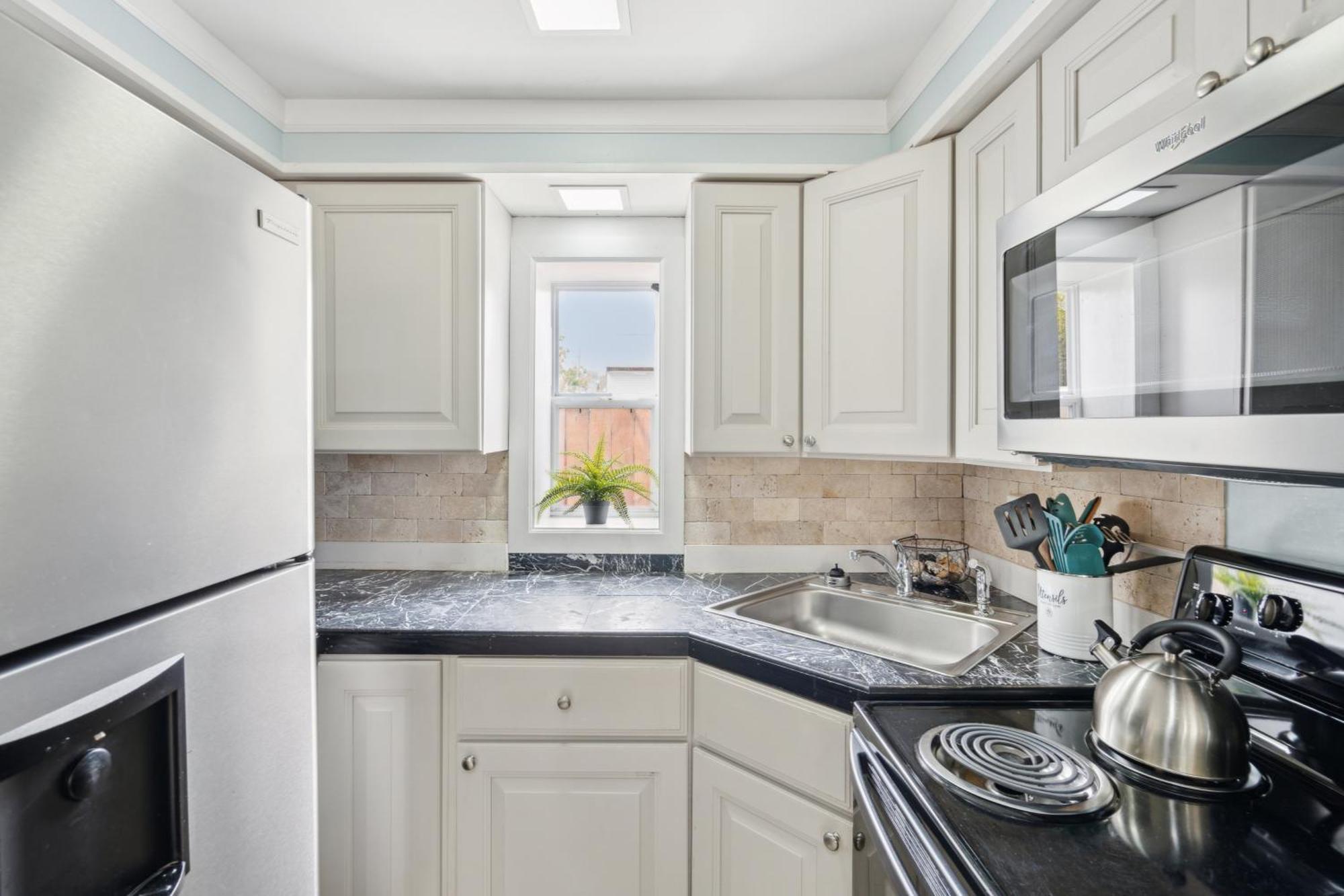 23 Center St - Sunny Side Down - Downstairs Apartment Folly Beach Ngoại thất bức ảnh